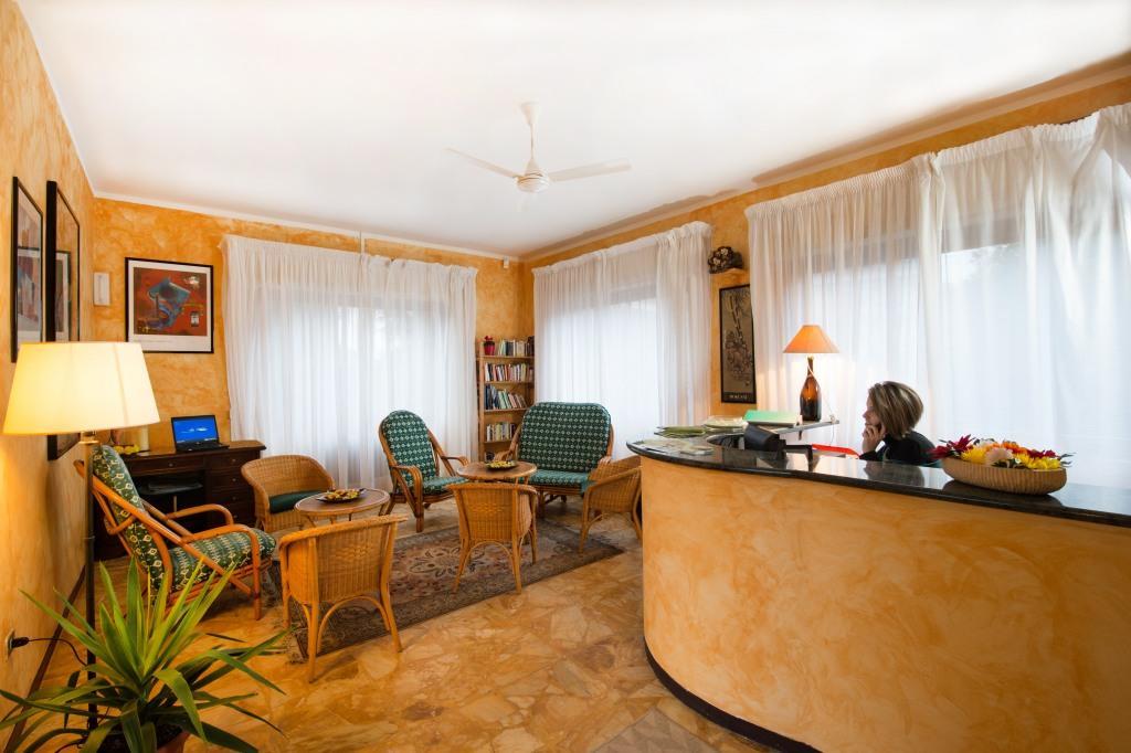 Hotel Elvezia Lake Maggiore Ngoại thất bức ảnh