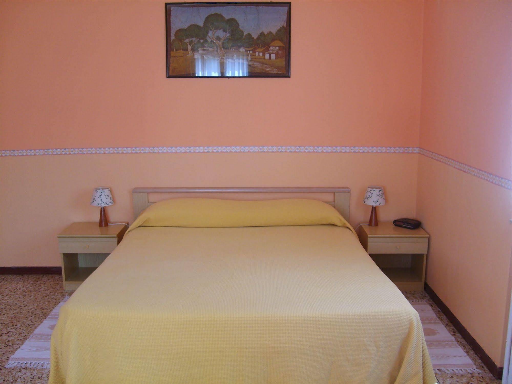 Hotel Elvezia Lake Maggiore Ngoại thất bức ảnh